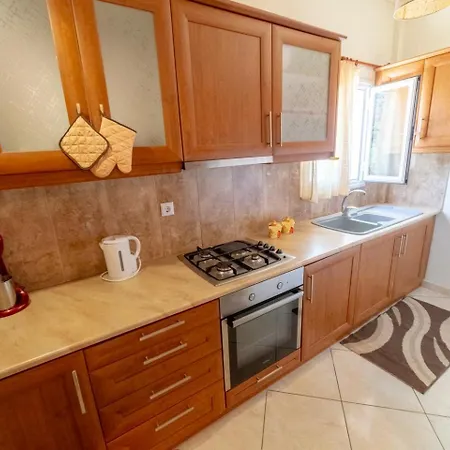 בית נופש Markatis House With Views To Corfu East