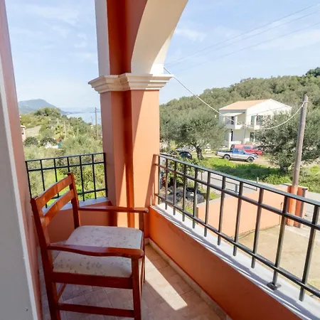 بيت للعطل Markatis House With Views To Corfu East