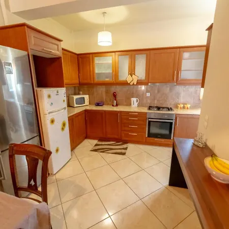 Markatis House With Views To Corfu East Vakantiehuis Kato Spilaion